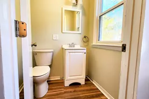 127 West St, Manchester, CT 06040 - Photo 9