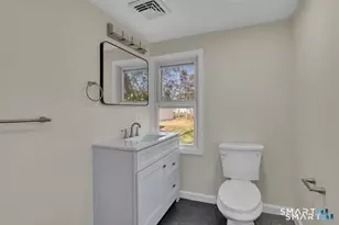 822 Slater Rd, New Britain, CT 06053 - Photo 17