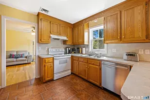 39 Old Farm Rd, Plymouth, CT 06786 - Photo 13
