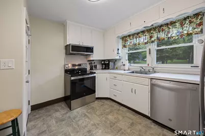 121 Coe Road, Wolcott, CT 06716 - Photo 7