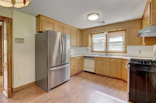 65 Barstow Dr, Wethersfield, CT 06109 - Photo 7