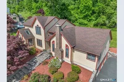 604 Brownstone Ridge, Meriden, CT 06451 - Photo 1