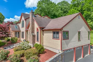 604 Brownstone Ridge, Meriden, CT 06451 - Photo 3