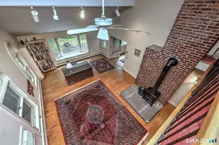 692 Elm St, Monroe, CT 06468 - Photo 23