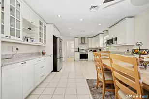 32 Arbor Rd, Stamford, CT 06903 - Photo 5