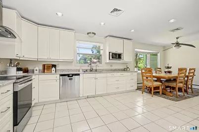 32 Arbor Road, Stamford, CT 06903 - Photo 7