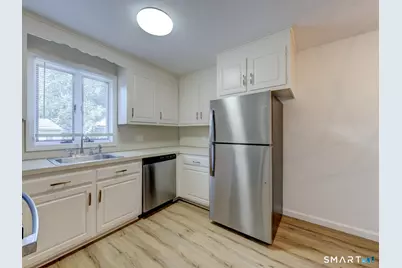 54 Oak Street #11, Middletown, CT 06457 - Photo 5