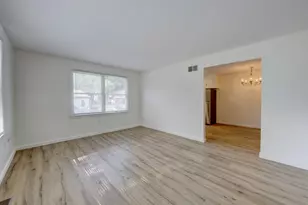54 Oak St, Middletown, CT 06457 - Photo 13