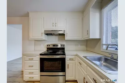 54 Oak Street #11, Middletown, CT 06457 - Photo 3