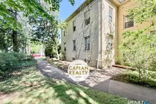 55 Marvel Rd, New Haven, CT 06515 - Photo 13