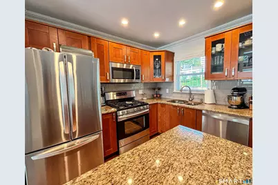 120 Pilgrim Drive, Greenwich, CT 06831 - Photo 21