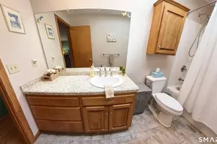 141 Constitution St, Wallingford, CT 06492 - Photo 21