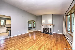 21 Mcdermott Cir, Hamden, CT 06518 - Photo 5