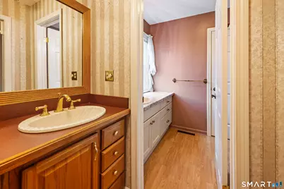 2 Saxon Woods Court, Cheshire, CT 06410 - Photo 19