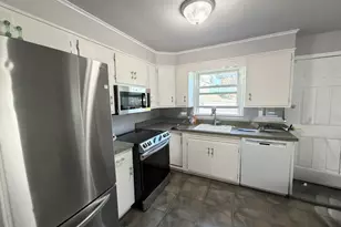 134 Albright Ave, Stratford, CT 06614 - Photo 9