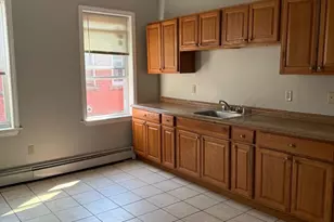 62-64 Bedford St, Hartford, CT 06120 - Photo 9