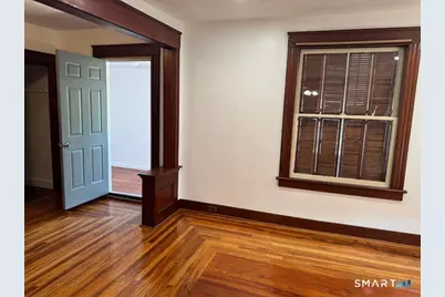 226 Broad Street, Meriden, CT 06450 - Photo 13