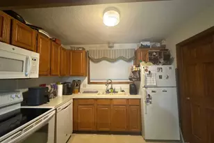 158 Paddock Ave, Meriden, CT 06450 - Photo 9