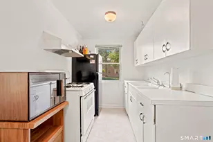 248 Seaton Rd, Stamford, CT 06902 - Photo 5