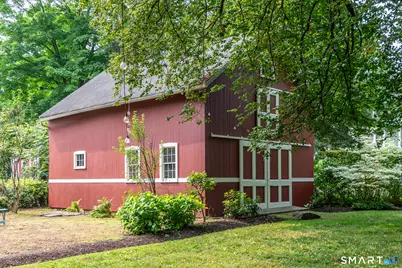 11 Pleasant Street, Woodbury, CT 06798 - Photo 39