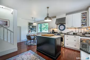 11 Pleasant St, Woodbury, CT 06798 - Photo 17