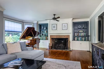 11 Pleasant Street, Woodbury, CT 06798 - Photo 9