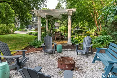 11 Pleasant Street, Woodbury, CT 06798 - Photo 37