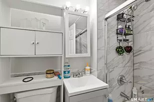 24 Park Terrace, Hartford, CT 06106 - Photo 19
