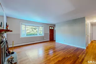 5 Fillow St, Norwalk, CT 06850 - Photo 9