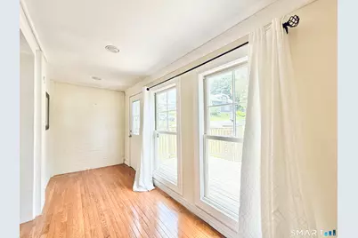 112 Ochsner Place, Bridgeport, CT 06606 - Photo 7