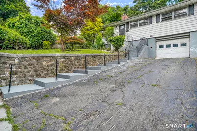 380 Farmington Avenue, Waterbury, CT 06710 - Photo 21