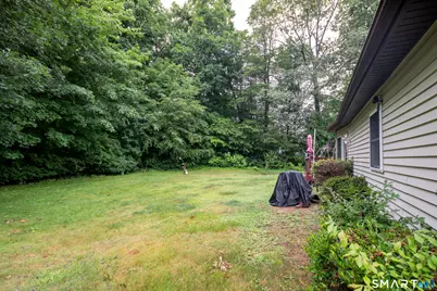 112 Leigh Drive, East Haven, CT 06512 - Photo 35
