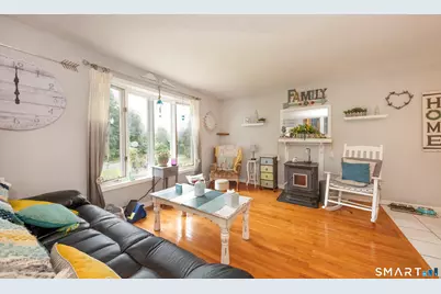 112 Leigh Drive, East Haven, CT 06512 - Photo 21