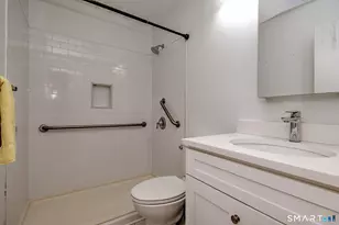 359 Foxwood Ln, Milford, CT 06461 - Photo 15