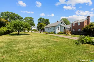 16 St Charles Ave, Stamford, CT 06907 - Photo 23