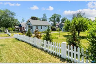 16 Saint Charles Avenue, Stamford, CT 06907 - Photo 27
