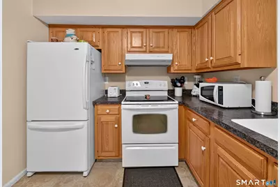 24 Manorwood Drive #24, Branford, CT 06405 - Photo 13