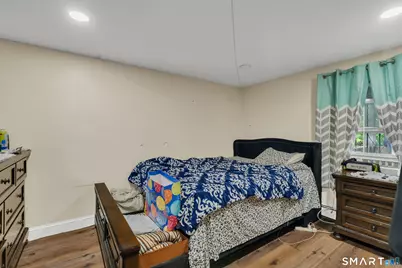 644-646 Maple Street, Bridgeport, CT 06608 - Photo 17