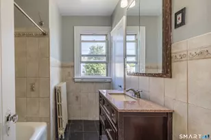 430 Blohm St, West Haven, CT 06516 - Photo 15