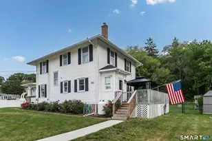 9 E Bishop St, Waterford, CT 06385 - Photo 11
