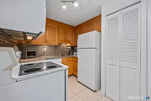 50 Northampton Ln, Plainville, CT 06062 - Photo 11
