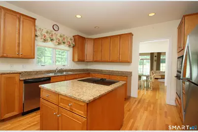 6 Carriage House Lane #6, Brookfield, CT 06804 - Photo 11