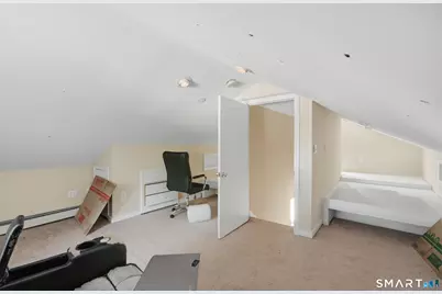 70 Leslie Court, Bristol, CT 06010 - Photo 13