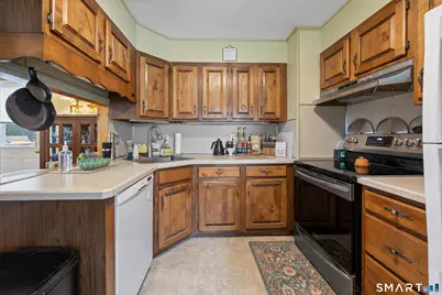 140 Garfield Road, Bristol, CT 06010 - Photo 9