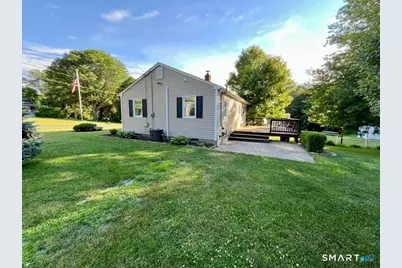 28 Brookfield Meadows Street, Brookfield, CT 06804 - Photo 3