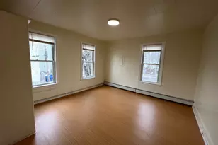 62 N Leonard St, Waterbury, CT 06708 - Photo 9