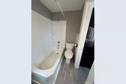 160 South Main Street #2nd Fl Front, Middletown, CT 06457 - Photo 5