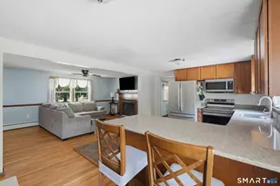 60 Simon Rd, Enfield, CT 06082 - Photo 9