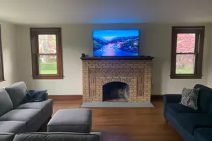 18 Fleetwood Ave, Bethel, CT 06801 - Photo 3