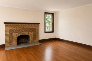 18 Fleetwood Ave, Bethel, CT 06801 - Photo 5